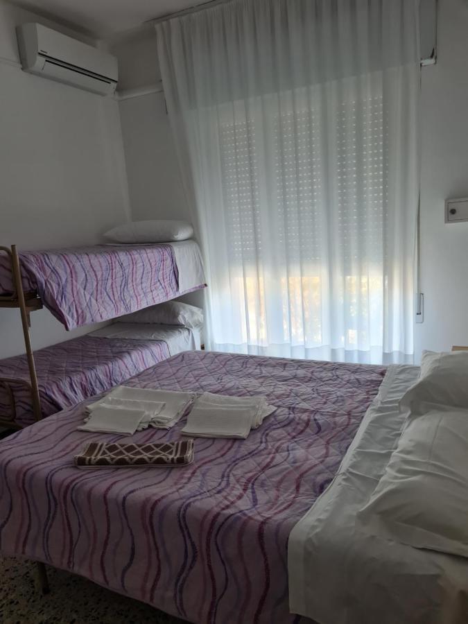 Hotel Marconi Miramare Rimini Eksteriør billede