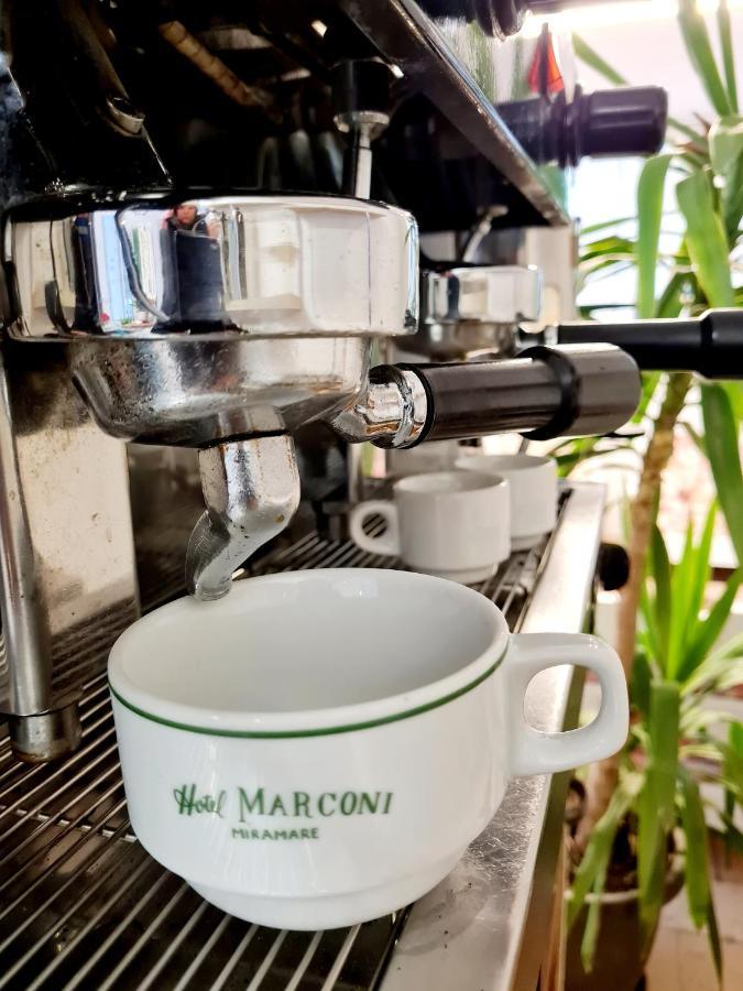 Hotel Marconi Miramare Rimini Eksteriør billede