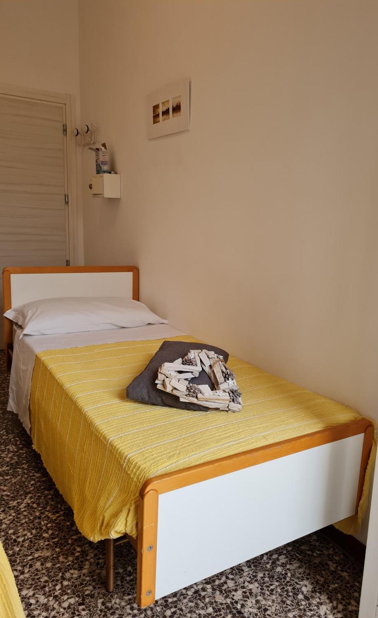 Hotel Marconi Miramare Rimini Eksteriør billede