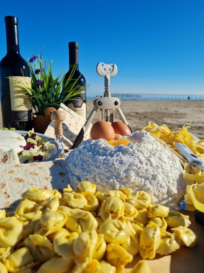 Hotel Marconi Miramare Rimini Eksteriør billede
